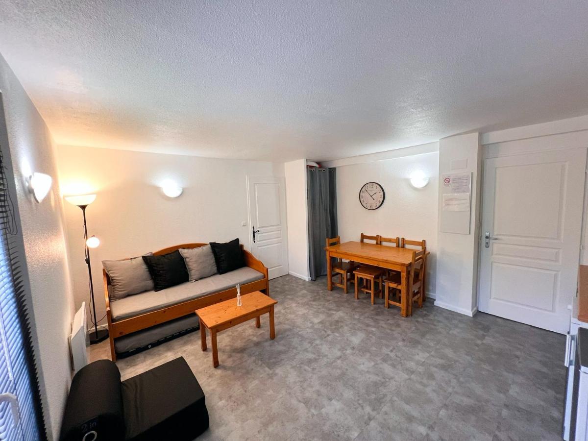 Vars, Appart Spacieux Renove 4 Couchages Dans Chalet Vars  Ngoại thất bức ảnh