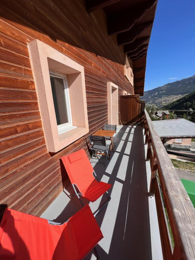 Vars, Appart Spacieux Renove 4 Couchages Dans Chalet Vars  Ngoại thất bức ảnh